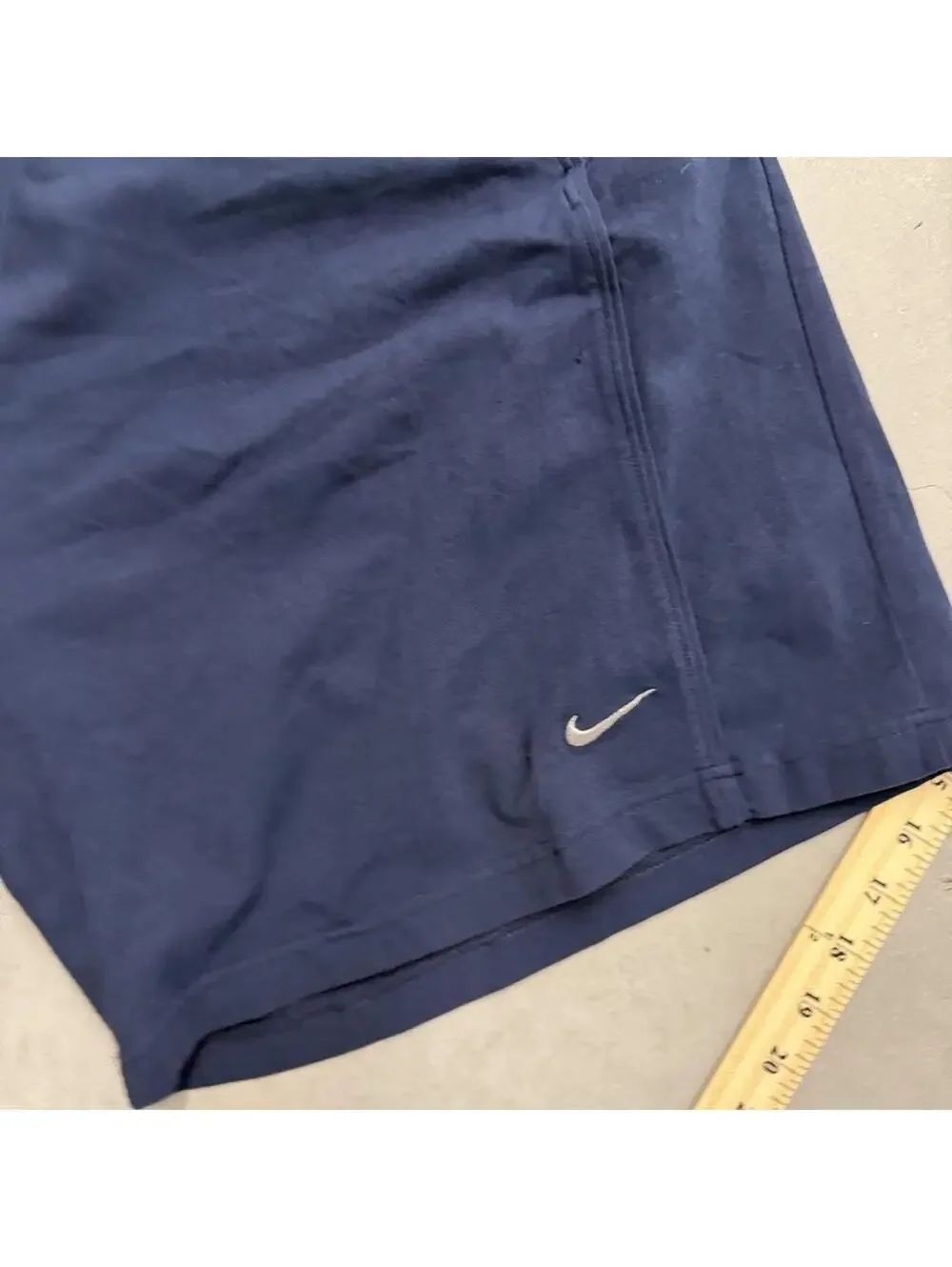 Y2K Men's Nike Grey Tag Navy Athletic Sweatshorts Sized XXL